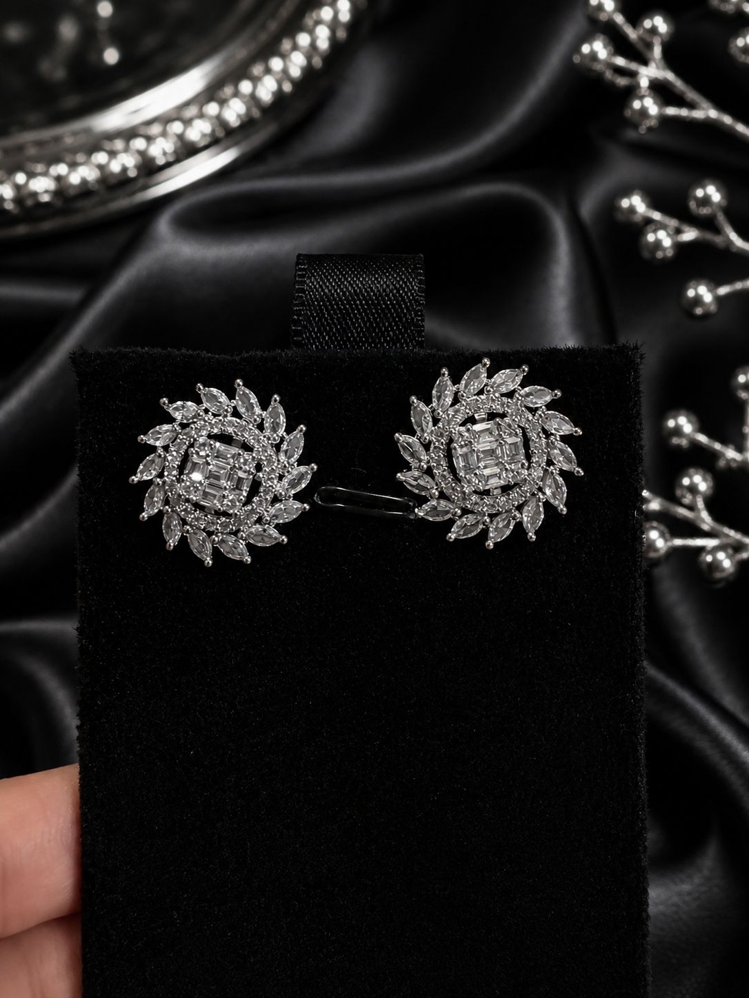 The Silver Wreath, view 1