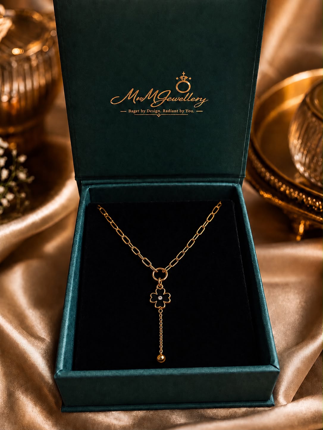 Noir Fleur Necklace, view 2