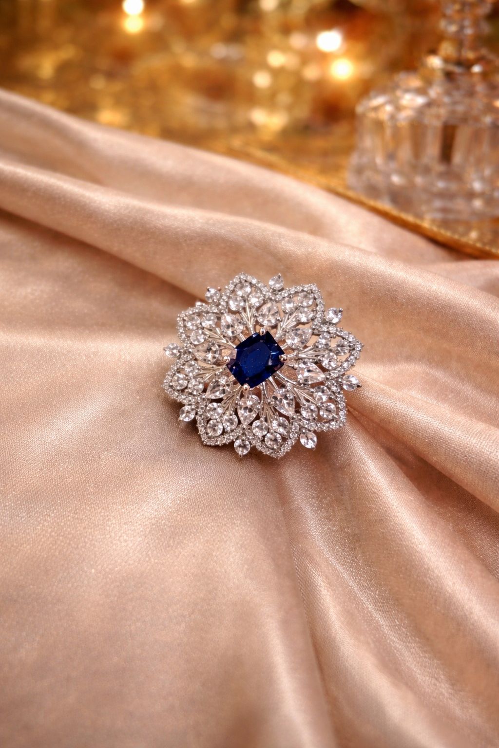 Royal Garden, Sapphire Blue